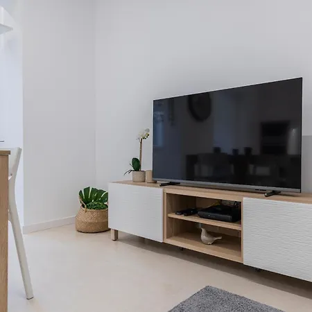 New By The Metro - 4e Lisboa